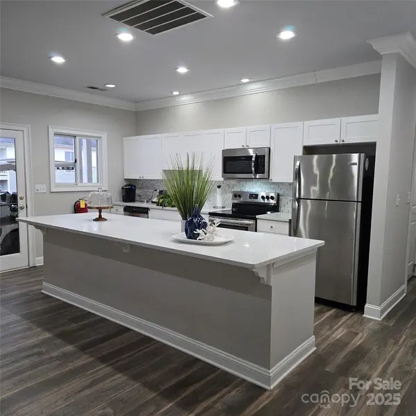 14 Hamiltons Bay CT #528, Lake Wylie, SC 29710