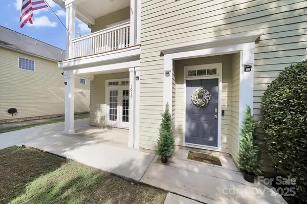 1917 Stroud Park CT, Charlotte, NC 28206