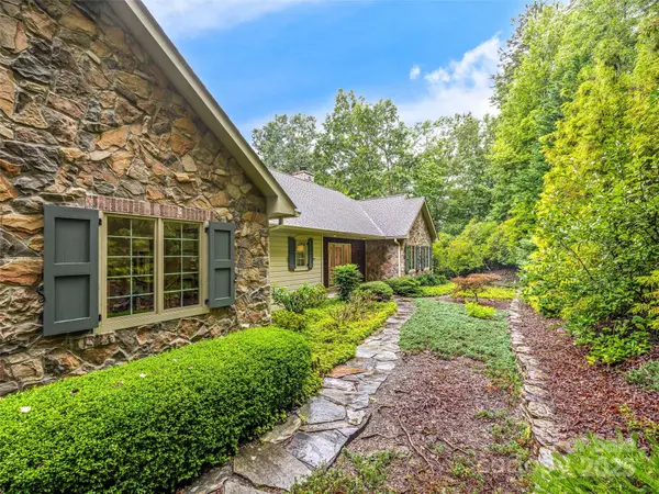 2043 Campbell DR, Pisgah Forest, NC 28768