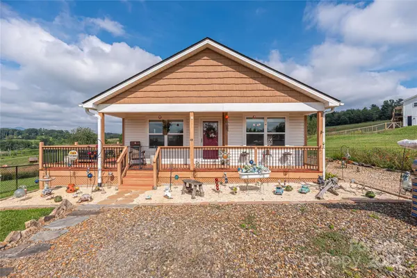 43 Paul Bridges RD, Alexander, NC 28701