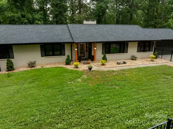 108 Maehill PL SW, Lenoir, NC 28645