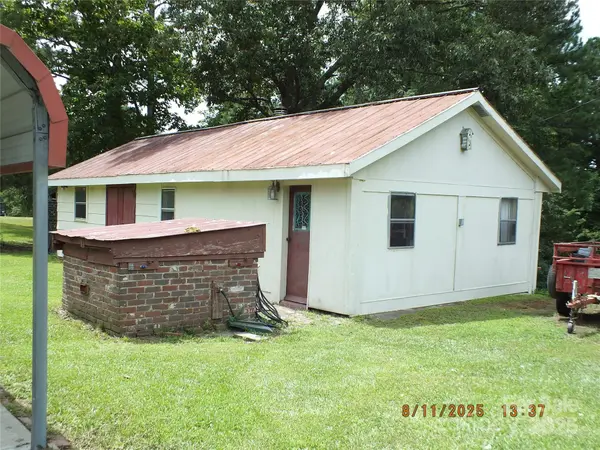 5034 Green RD, Heath Springs, SC 29058