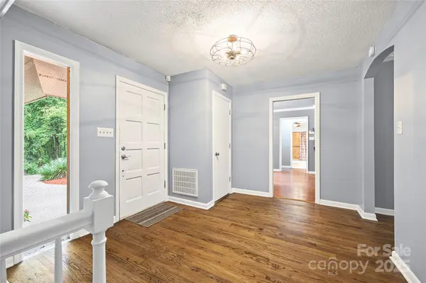 912 Pineview Lakes RD, Chester, SC 29706