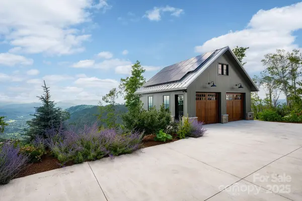 17 Elk TRL, Asheville, NC 28804