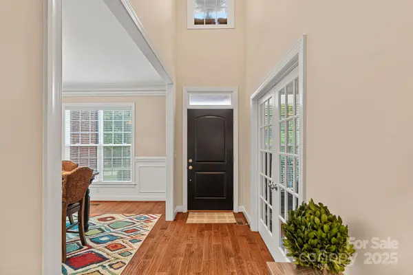 323 Laurel Crest DR, Kannapolis, NC 28081