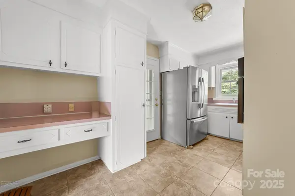 123 Forest DR, Belmont, NC 28012
