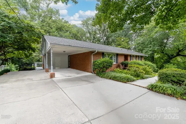 123 Forest DR, Belmont, NC 28012