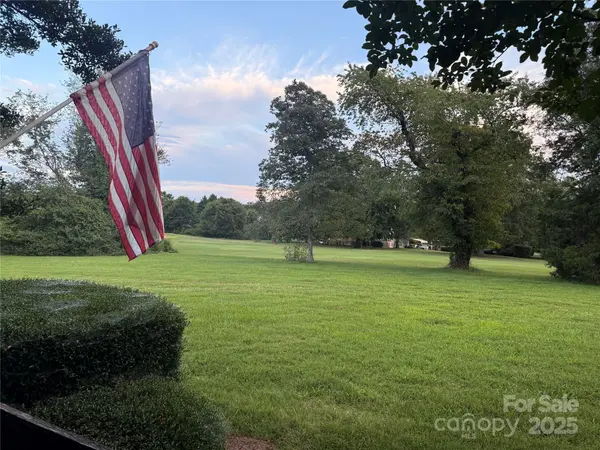 1011 Mallard Head LN #1011, Mooresville, NC 28117
