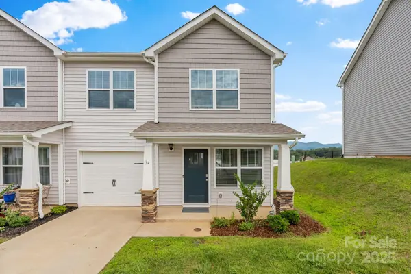 34 Benedict LN, Weaverville, NC 28787
