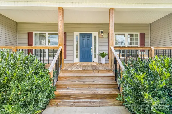81 Double Brook DR, Weaverville, NC 28787