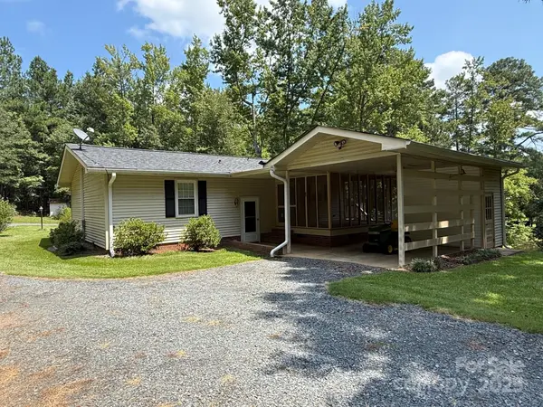 28 Robert Tyson RD, Wadesboro, NC 28170