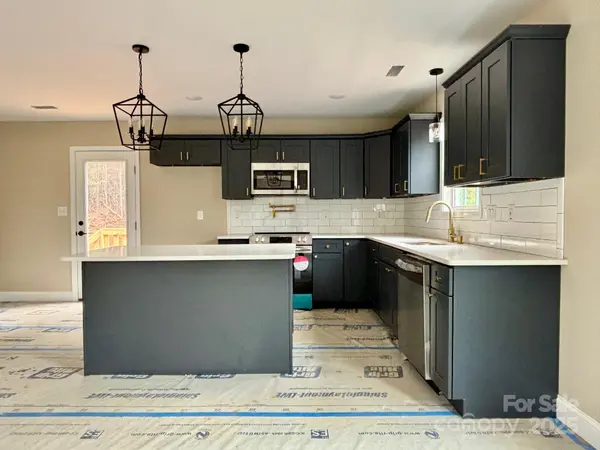 5961 Charlie Little RD, Granite Falls, NC 28630