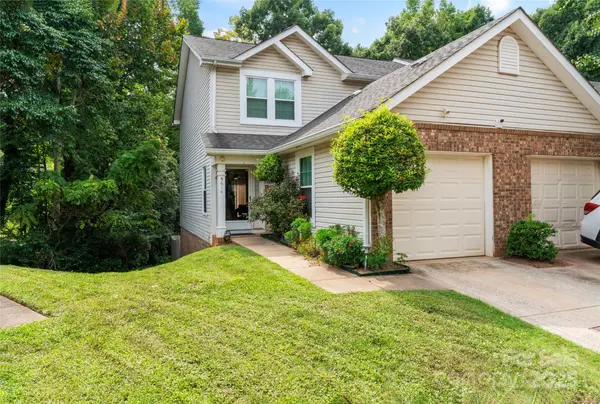 9614 Green Gable CT, Charlotte, NC 28270