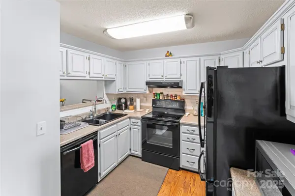9614 Green Gable CT, Charlotte, NC 28270