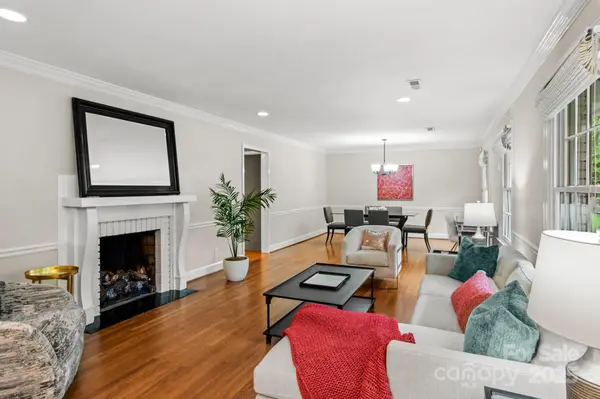 431 Hearthside DR, Winston Salem, NC 27104