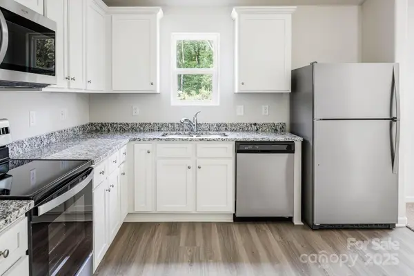 1554 Doran TER, Richburg, SC 29729