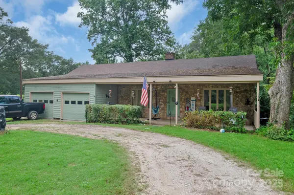 1262 Lawrence RD, Clover, SC 29710