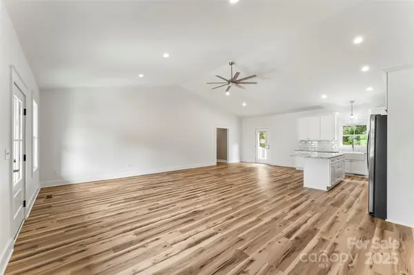 2618 Polo LN, Maiden, NC 28650