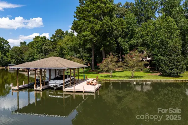 17929 Margie LN, Norwood, NC 28128