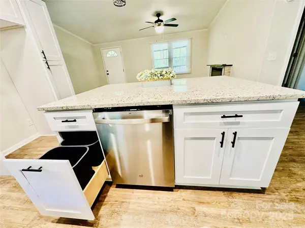 208 James DR, Cleveland, NC 27013