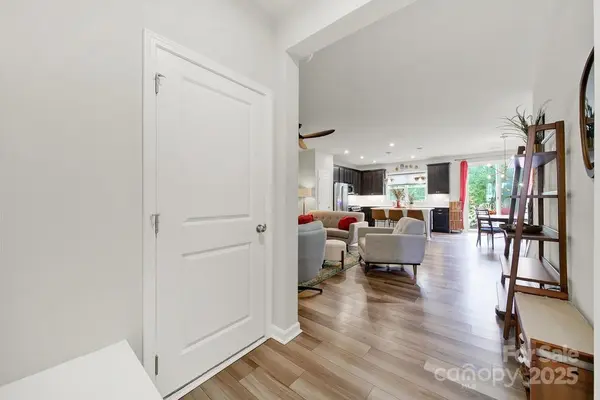 1139 Grays Mill RD, Charlotte, NC 28215