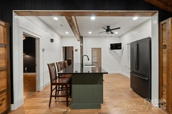 56 Kentucky AVE, Waynesville, NC 28786