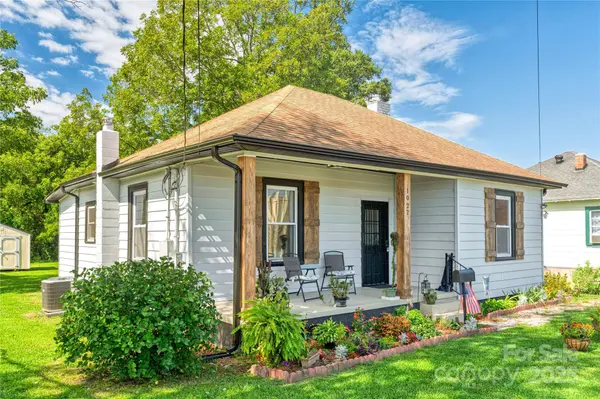 1027 Brown ST, Gastonia, NC 28052