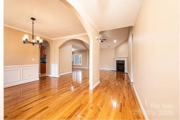 1749 30th Avenue CT NE, Hickory, NC 28601