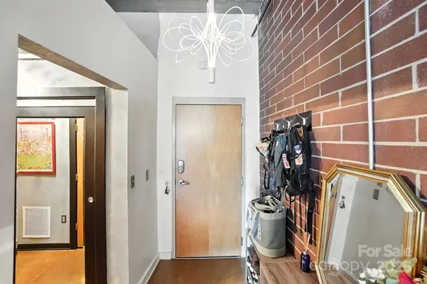626 N Graham ST #309, Charlotte, NC 28202