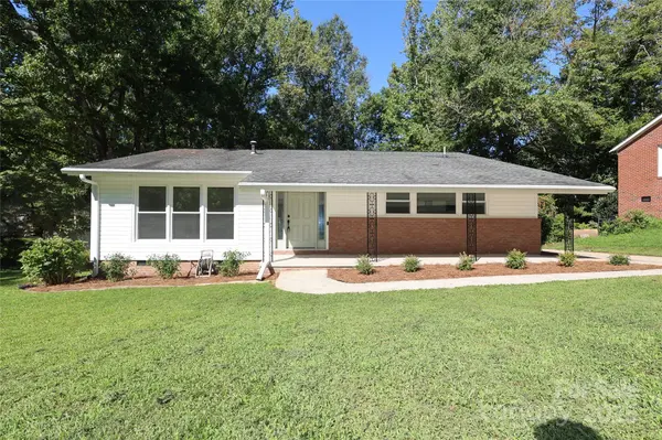 1521 Anthony DR, Gastonia, NC 28052