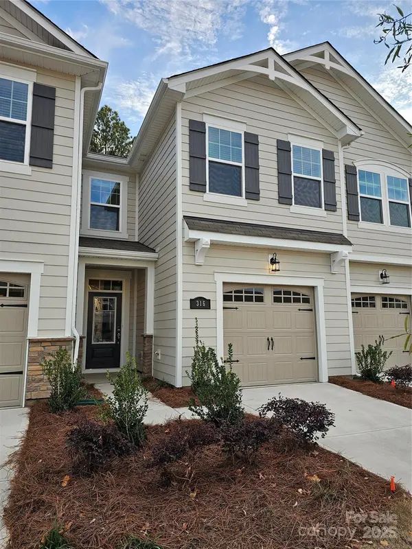 316 Laura Elizabeth LN, Clover, SC 29710