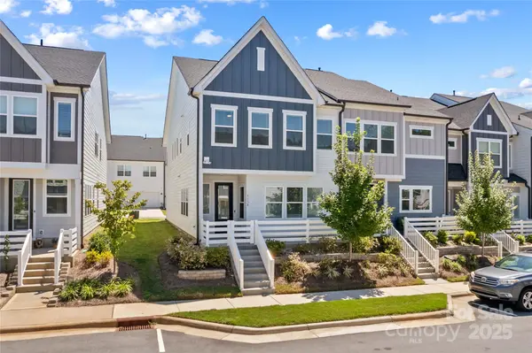 113 Isleworth AVE #Unit A, Mooresville, NC 28117