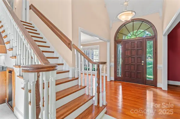 1252 Giverny CT NW, Concord, NC 28027