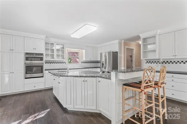 1252 Giverny CT NW, Concord, NC 28027