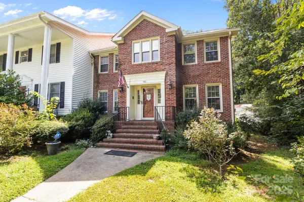 915 Sprucewood ST, Kannapolis, NC 28081