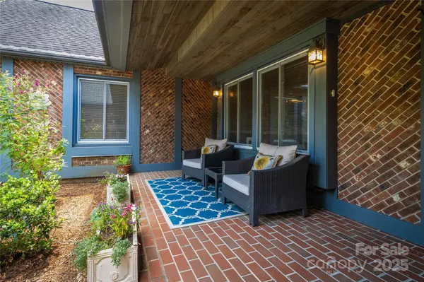 130 Mimosa Hills DR, Morganton, NC 28655