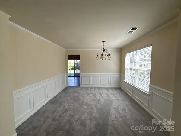 1484 Haverford RD NW, Concord, NC 28027