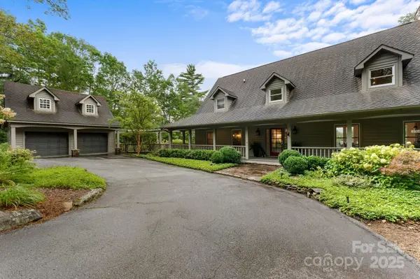 1031 W Rochester DR #9, Cashiers, NC 28717
