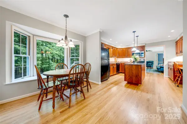 2 White Rock CT, Arden, NC 28704