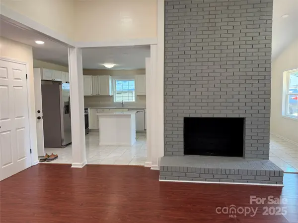 2611 Bobwhite CIR #17, Wingate, NC 28174