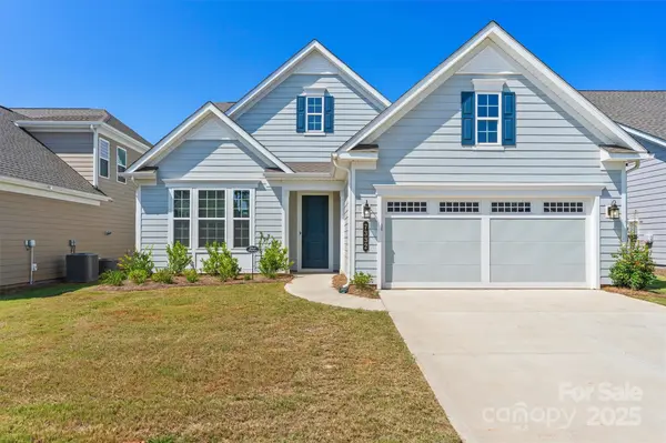 7332 Jolly Brook DR, Charlotte, NC 28215