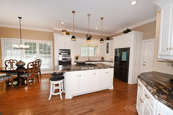 3996 Deer Run DR NE, Conover, NC 28613