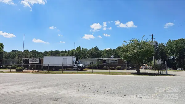 900 Patriot ST, Dillon, SC 29536