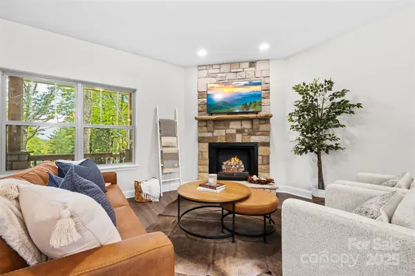 137 Red Wolf None, Blowing Rock, NC 28605