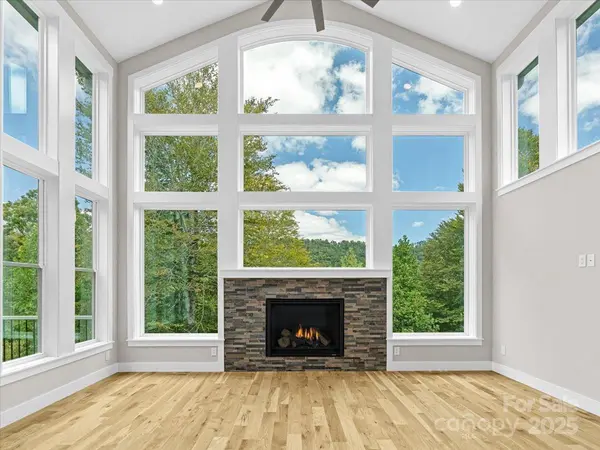 43 Al Dorf DR #115, Weaverville, NC 28787