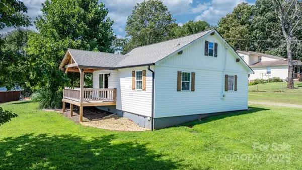 4921 Mccall Town RD, Granite Falls, NC 28630