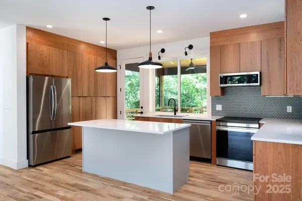 42 Talmadge ST, Asheville, NC 28806