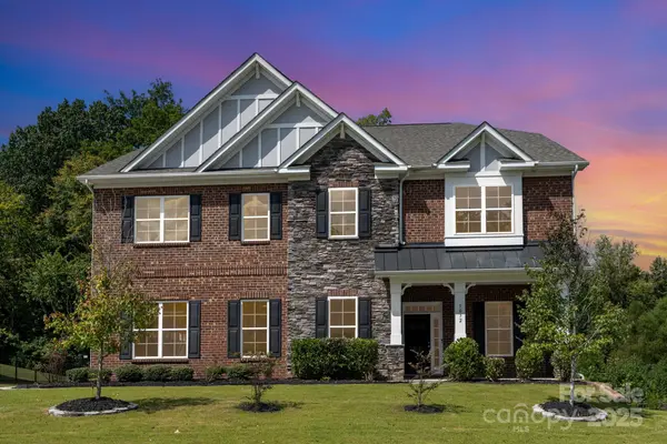 9032 Cornflower DR, Harrisburg, NC 28075