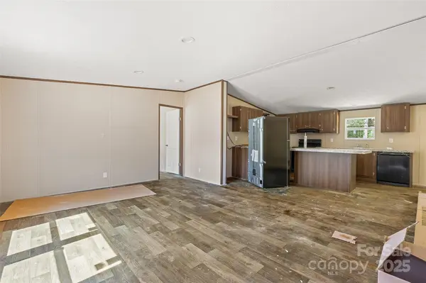 1084 Rachel LN, Salisbury, NC 28147