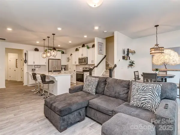 2024 Crooked Oak LN, York, SC 29745